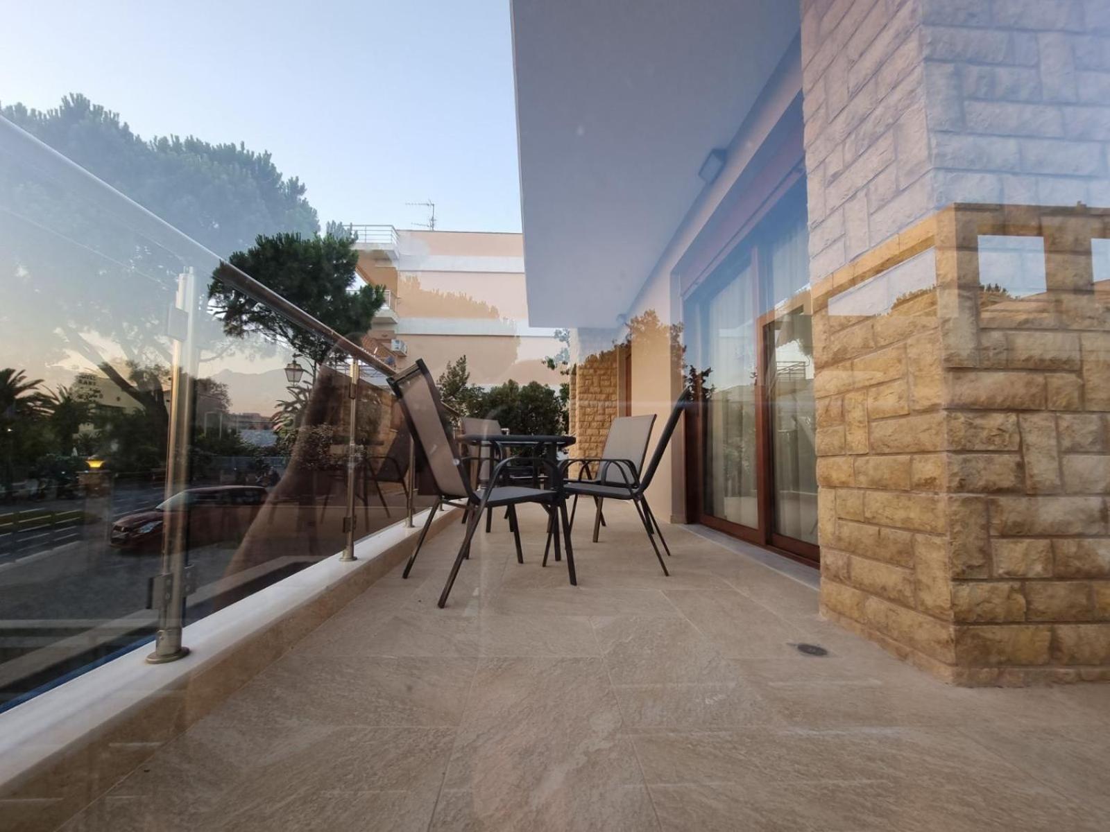 Agora Luxury Villa I Loutráki Exterior photo